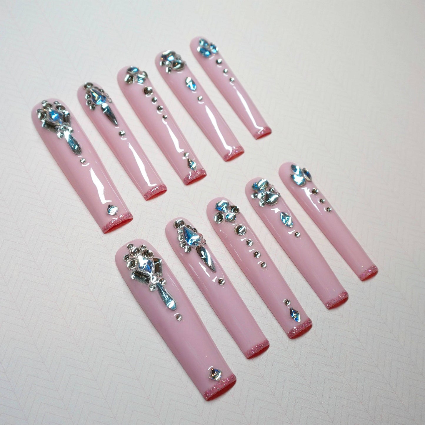 Diamond Blush Cascade - Luwanery