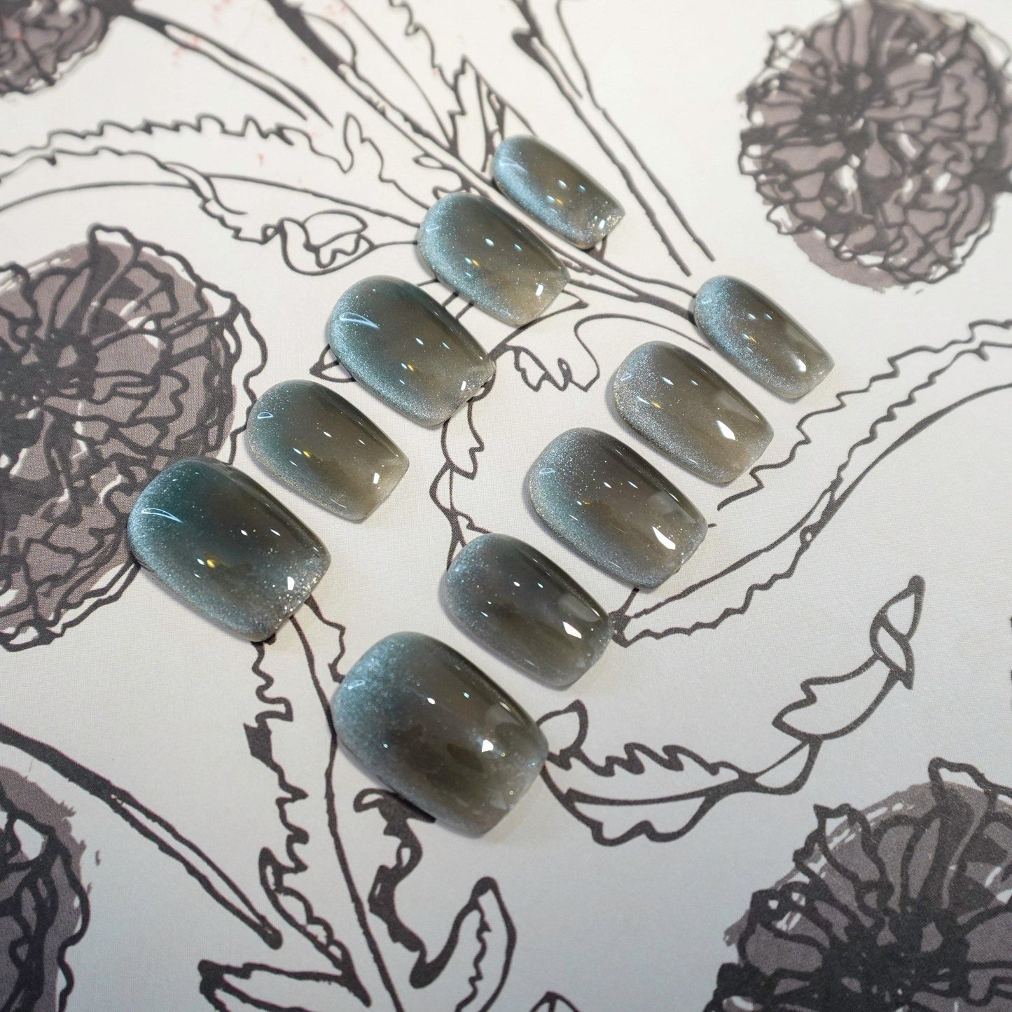 Silver Cat Eye - Luwanery