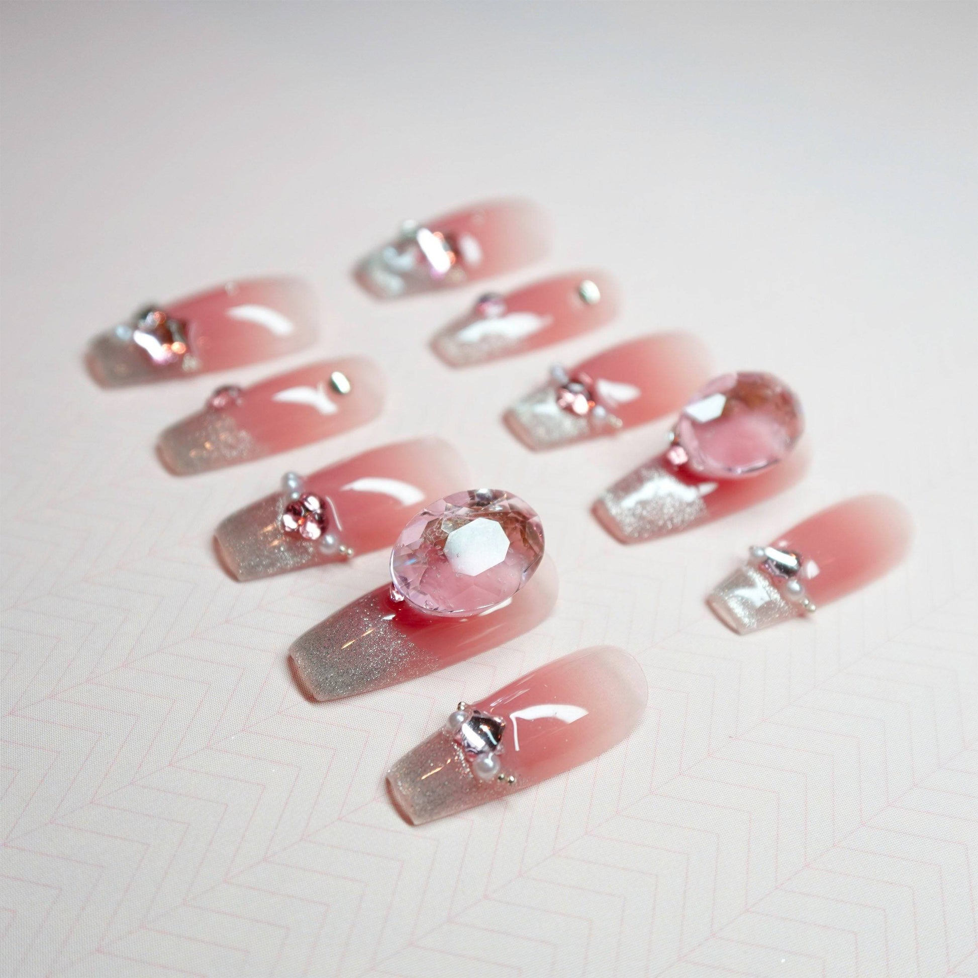 Rose Crystal Charm - Luwanery