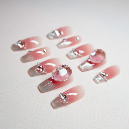 Rose Crystal Charm - Luwanery