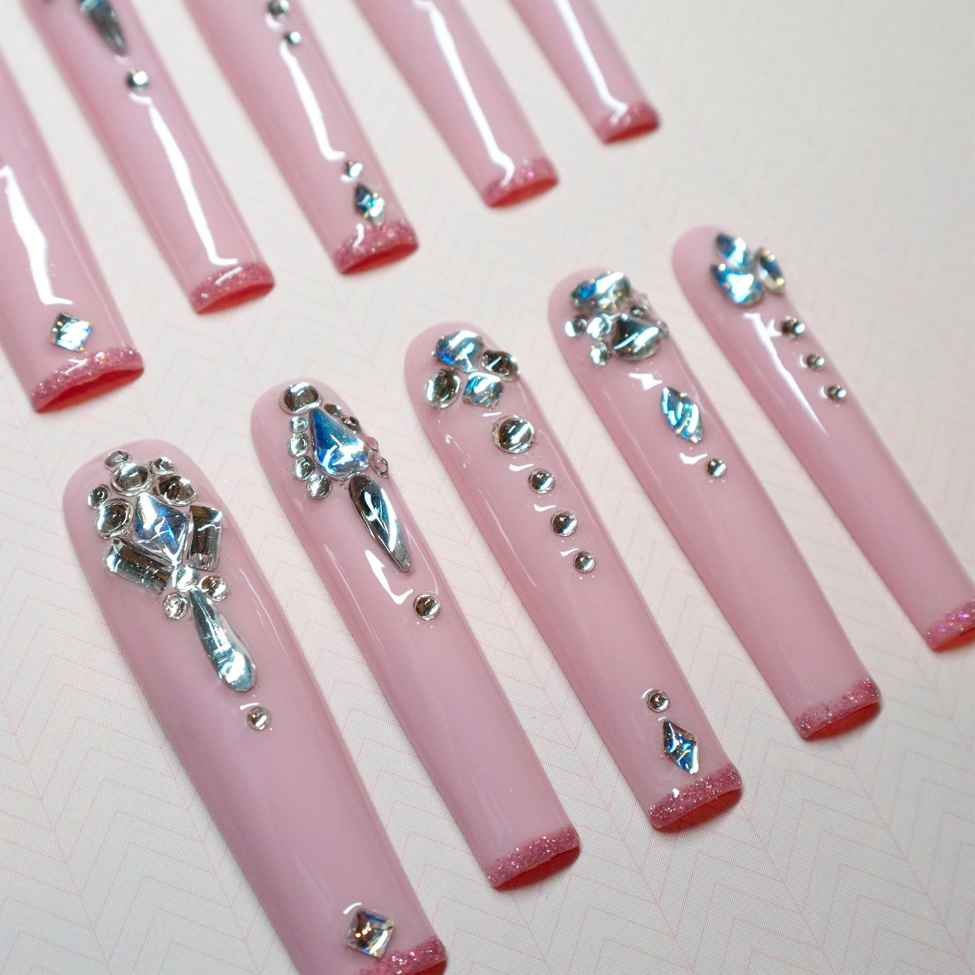 Diamond Blush Cascade - Luwanery
