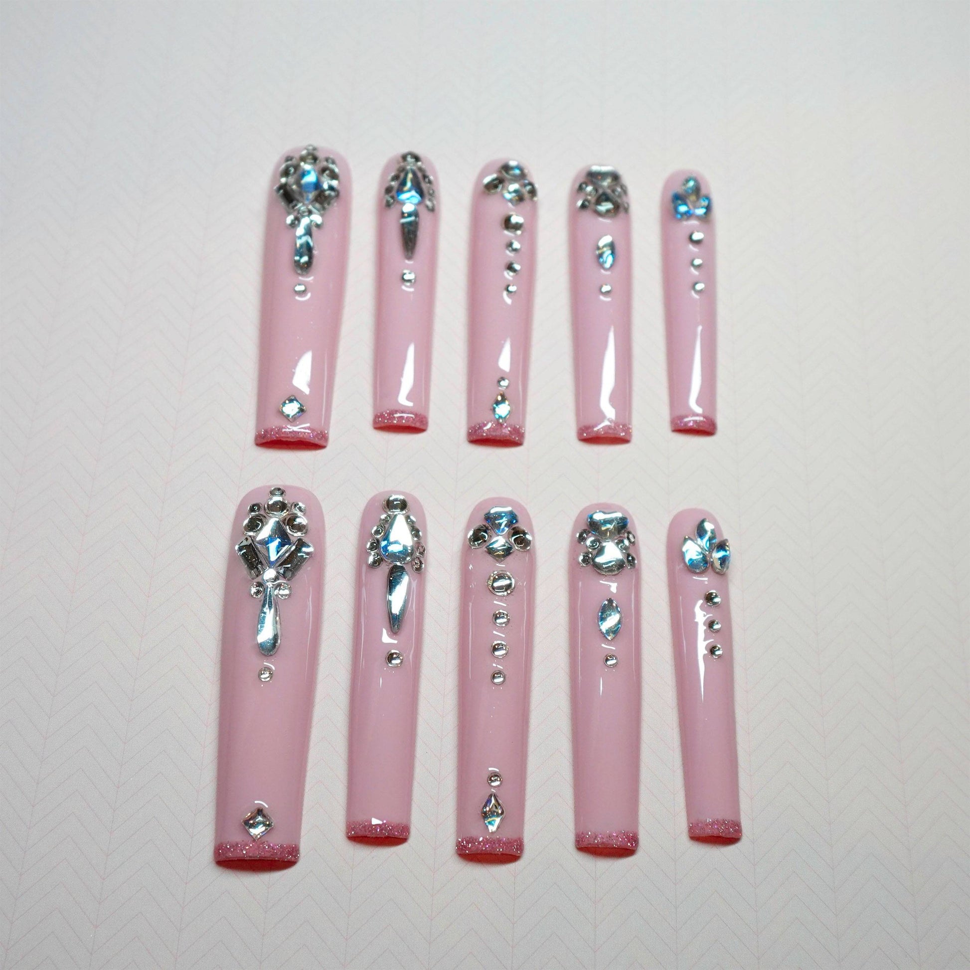 Diamond Blush Cascade - Luwanery