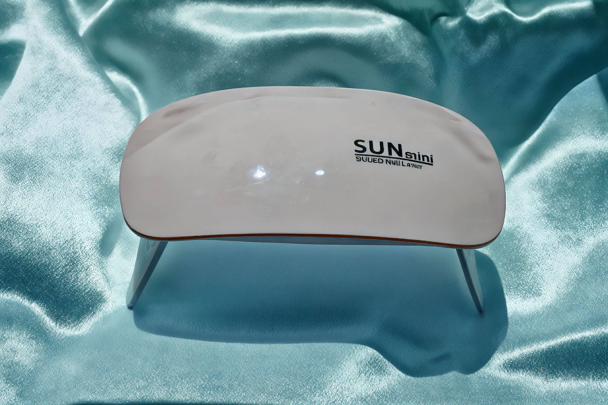 Mini Gel Nail Lamp, Portable Professional 6W UV LED Gel Nail Dryer with USB - Luwanery