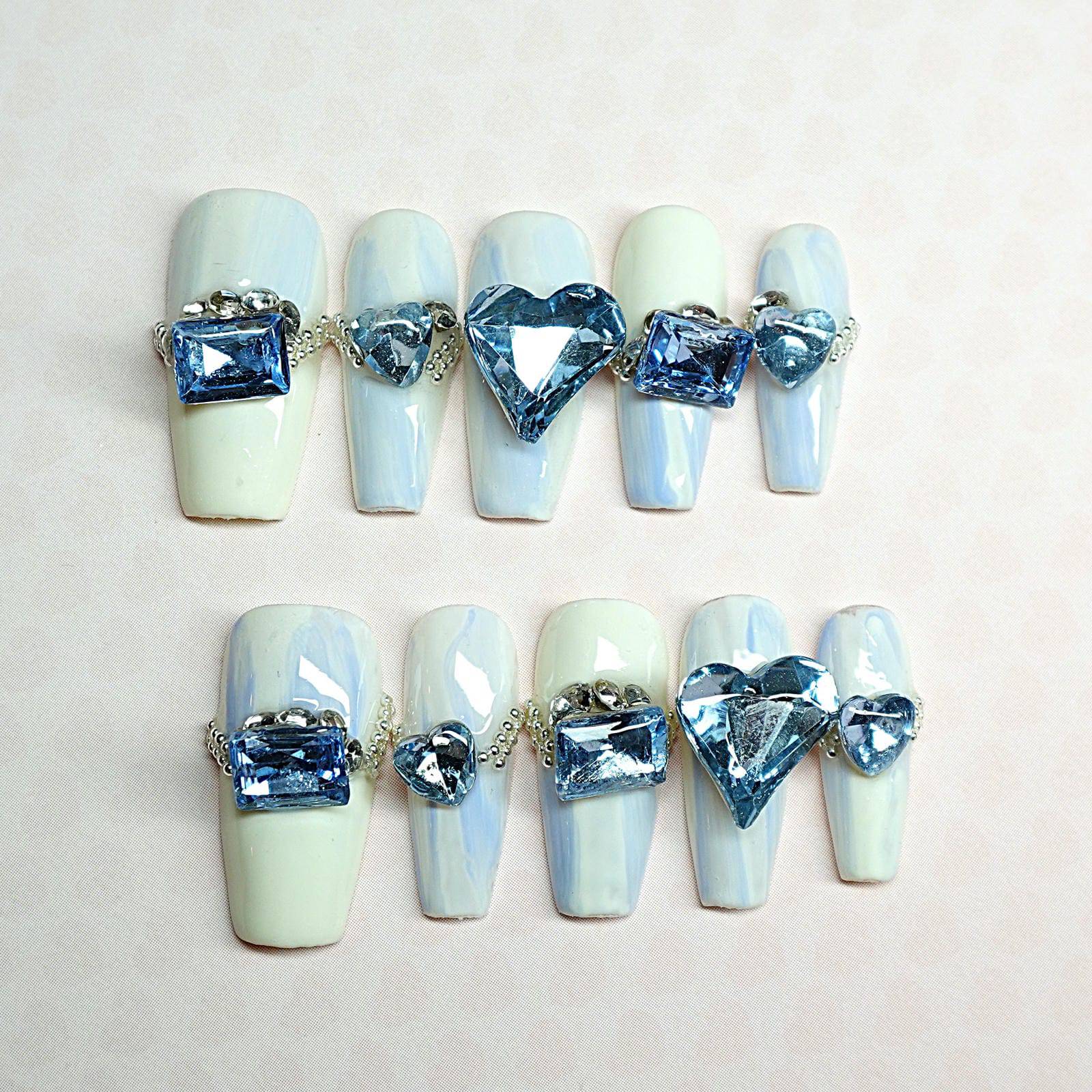 Blue Crystal Elegance - Luwanery