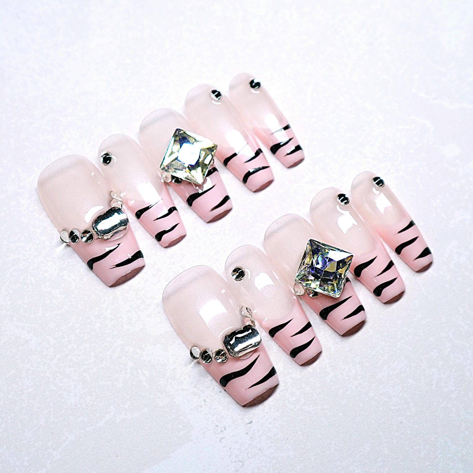 Glamour Stripes - Luwanery